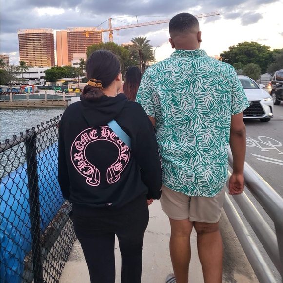 Meet your Posher, Alexandra - Picture 1 of 1